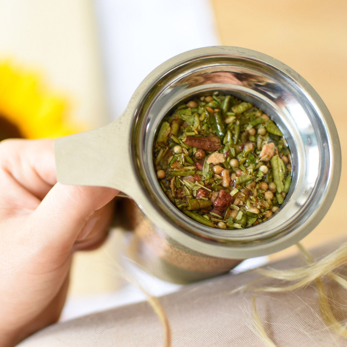Loose leaf herbal tea - Apple & meadowsweet