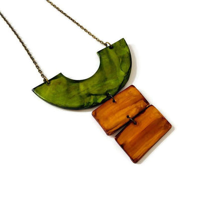 Collier plastron géométrique épais, boucles d'oreilles clous ou à clips – Fait main