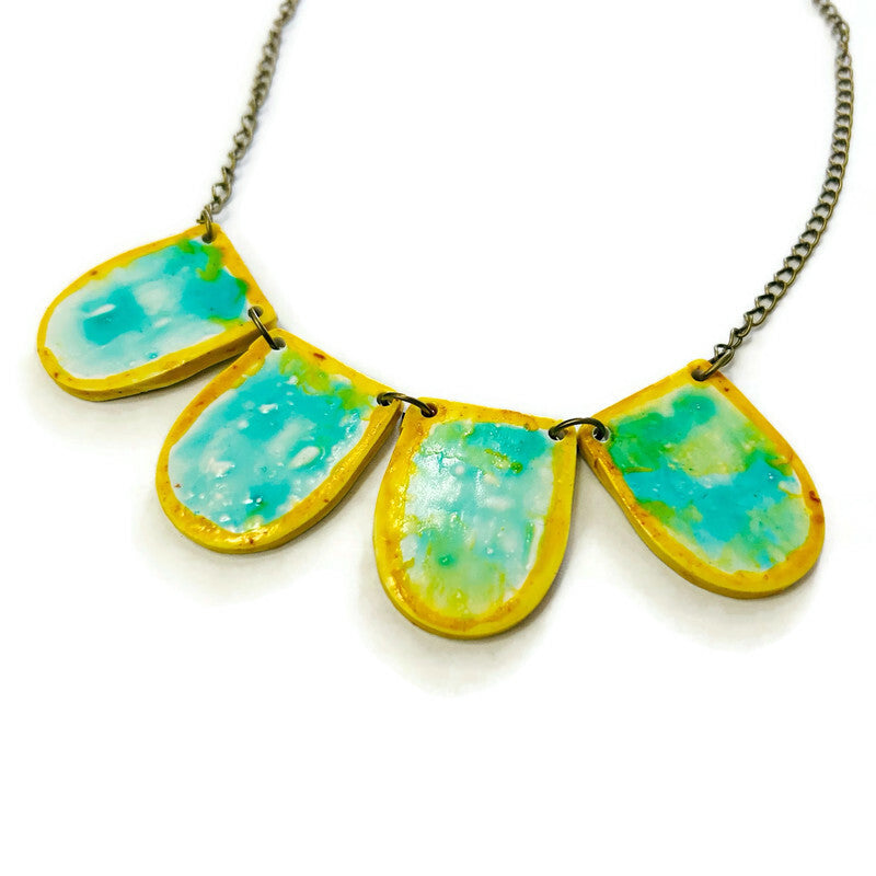 Ensemble collier et boucles d'oreilles bicolores faits main