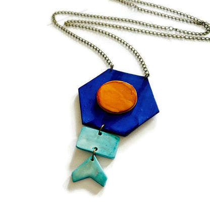 Collier pendentif géométrique unique en bleu et jaune