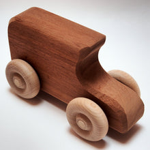 Voiture modèle T vintage en bois dur foncé