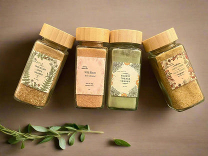 Ensemble secoue-épices d'aliments sauvages