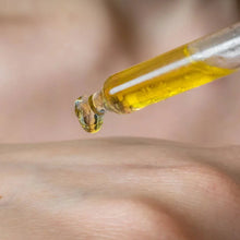 XO Scented Body Oil for Radiant, Hydrated Skin